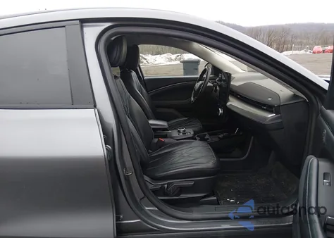 2021 Ford Mustang Mach-E Select z USA, uszkodzony, nr VIN 3FMTK1SS6MMA34664